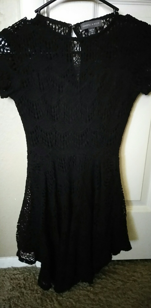 Kendall and kylie short black dress